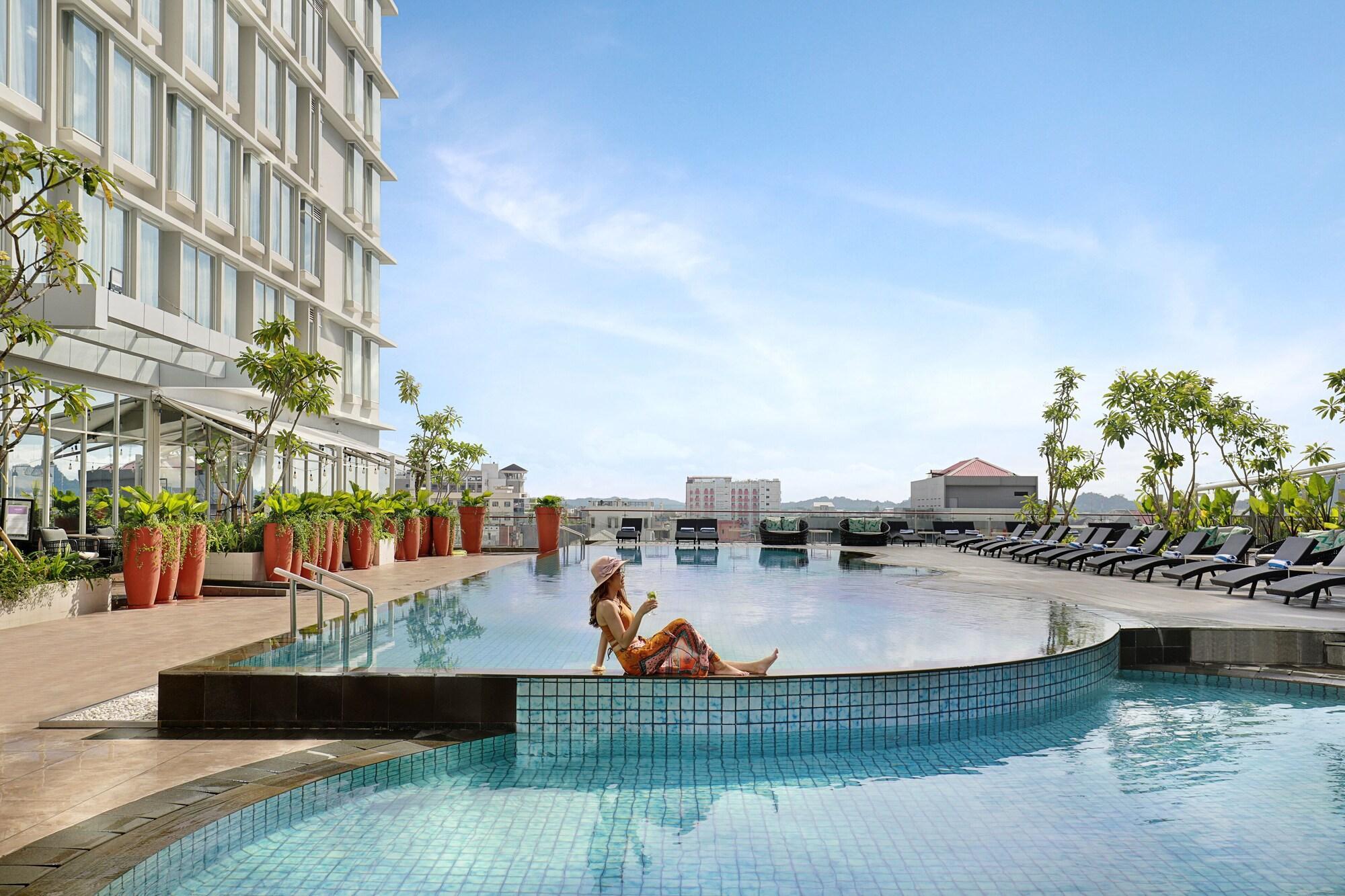 Ibis Samarinda Hotel Exterior photo